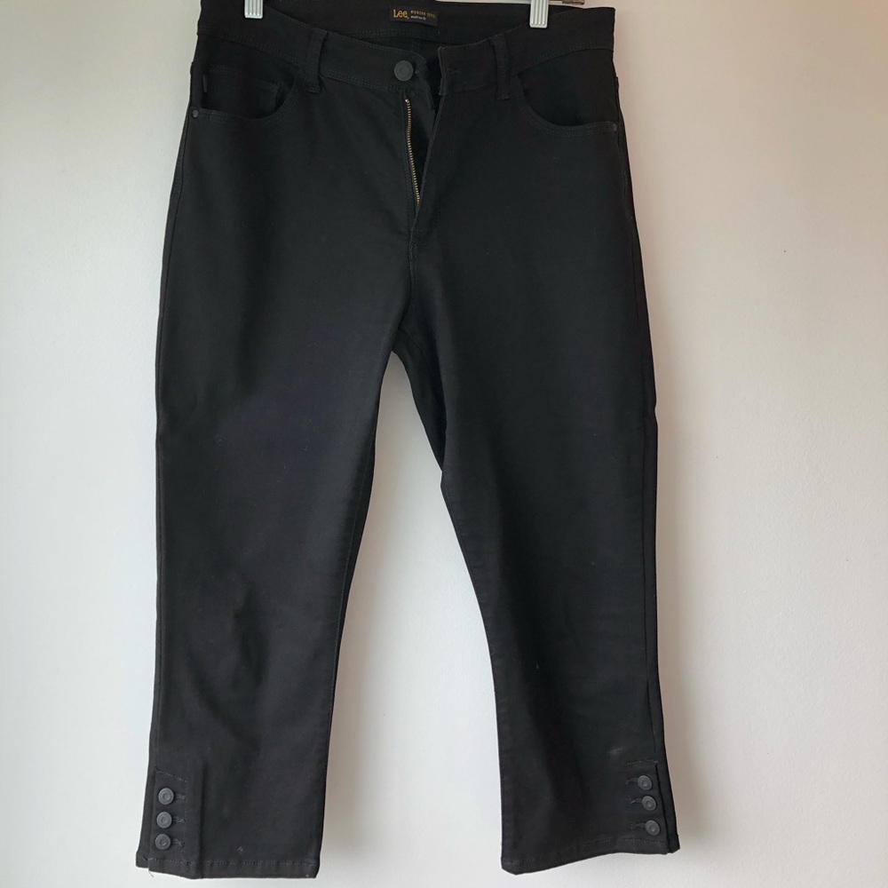 Lee black crop jeans